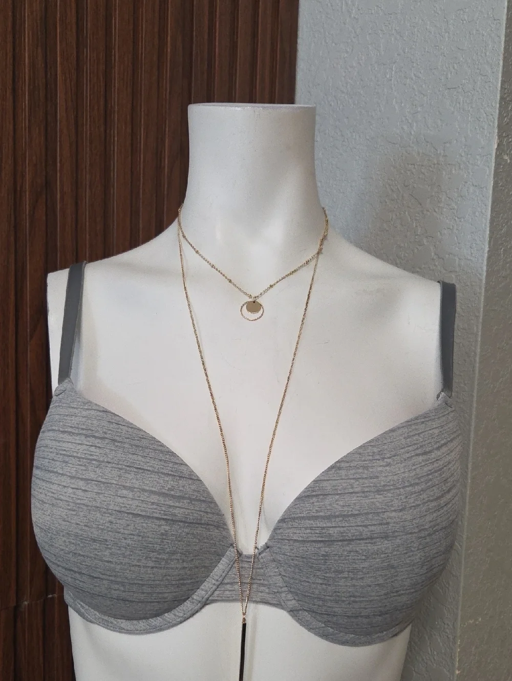Layered Gold Disc Lariat Necklace - Elegant Women’s Jewelry